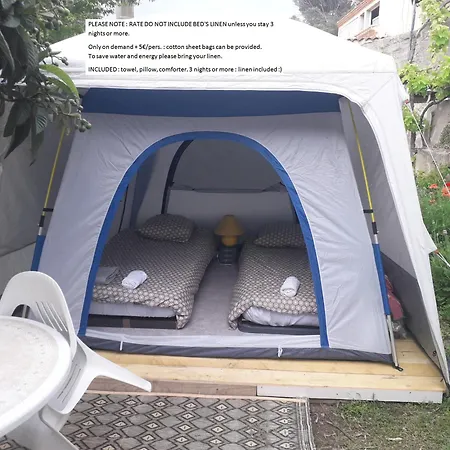 Glamping Deux Tentes Confortables Dans Un Joli Jardin Idealement Situe *