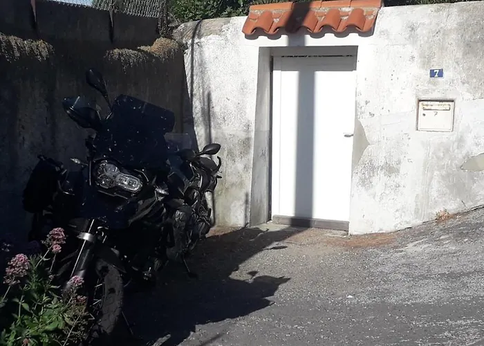 Luxussátor Deux Tentes Confortables Dans Un Joli Jardin Idealement Situe